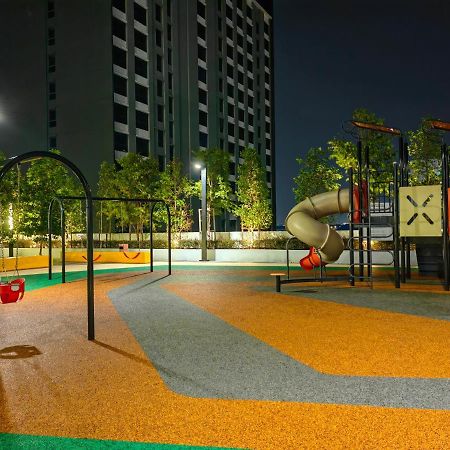 Alanis Residences Klia Kota Warisan Sepang By Dreamstay Экстерьер фото