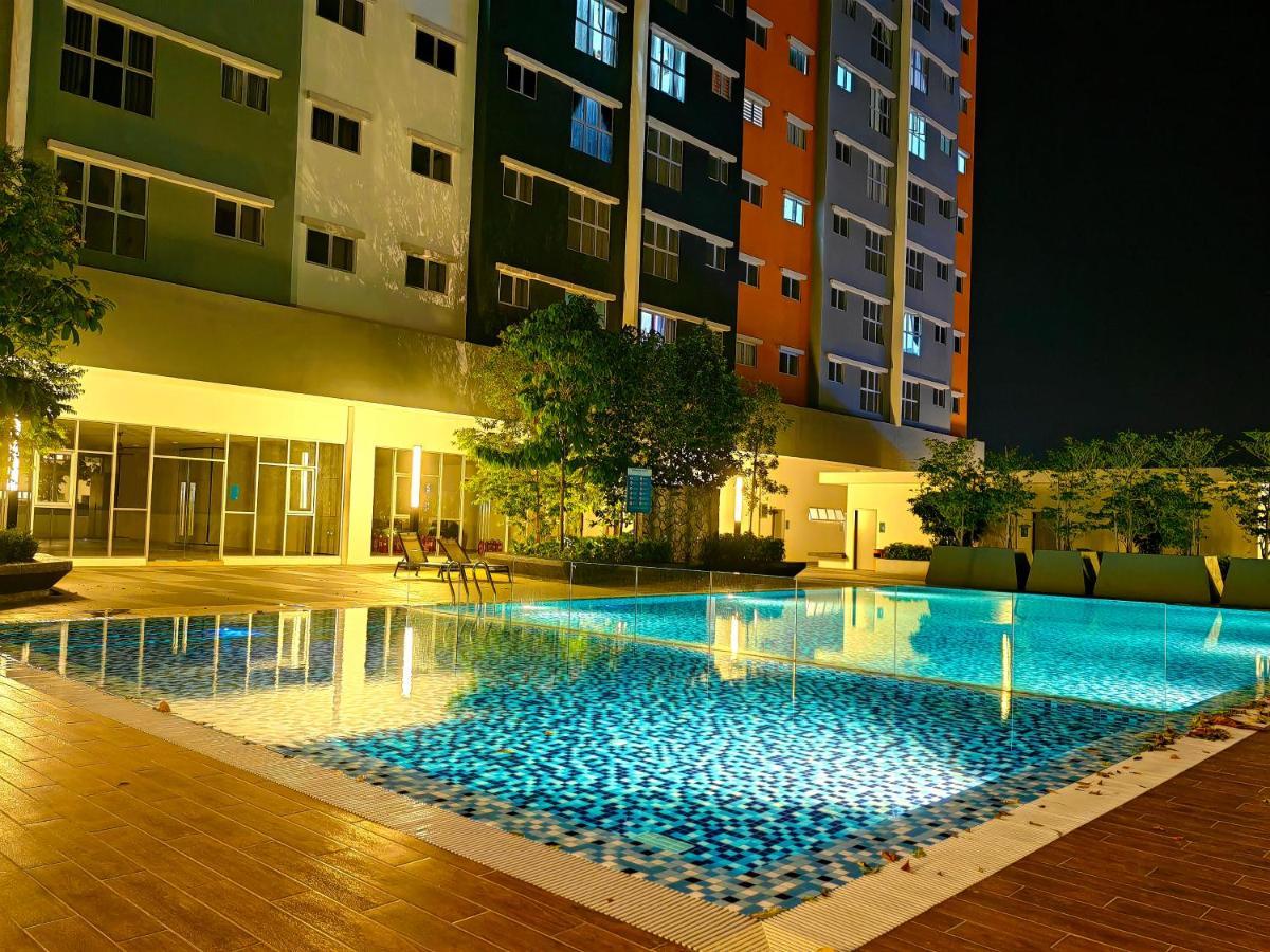 Alanis Residences Klia Kota Warisan Sepang By Dreamstay Экстерьер фото