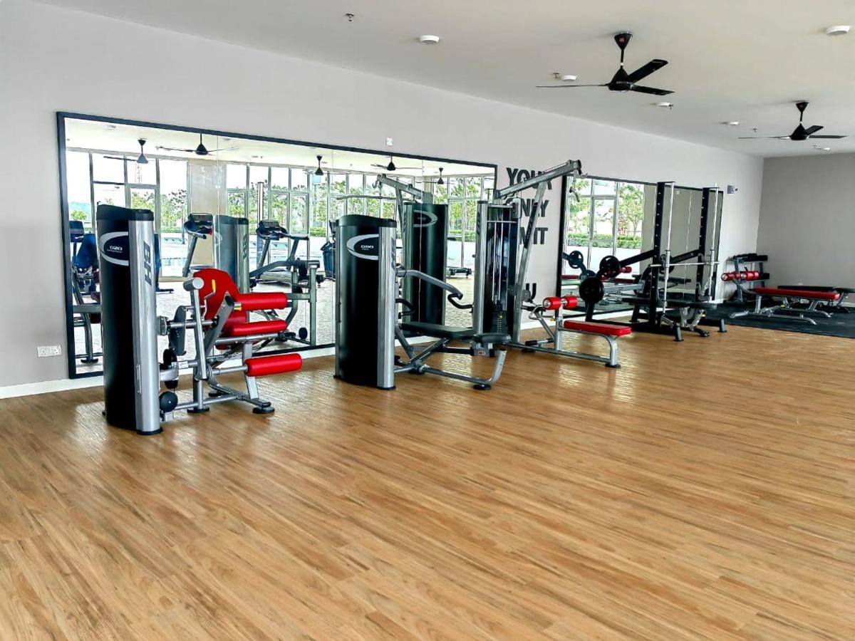Alanis Residences Klia Kota Warisan Sepang By Dreamstay Экстерьер фото